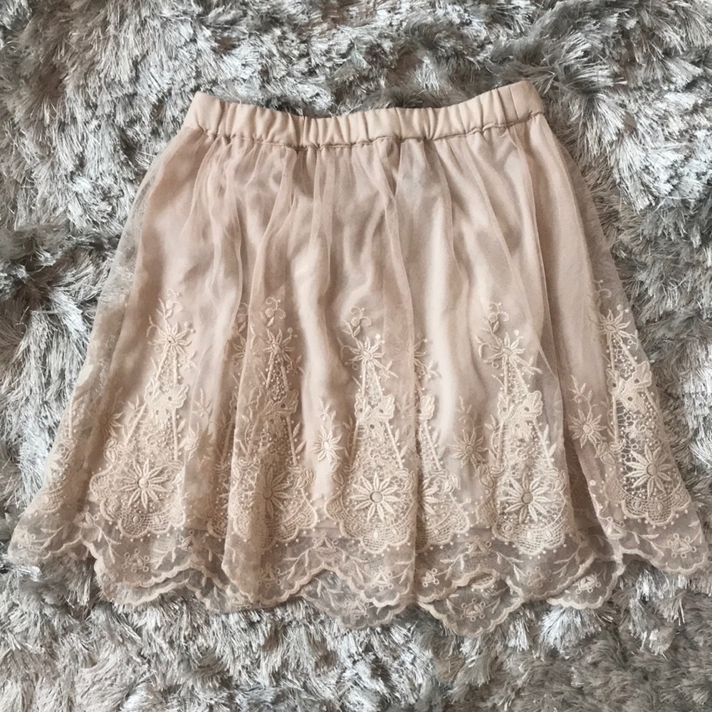 Light tan skirt